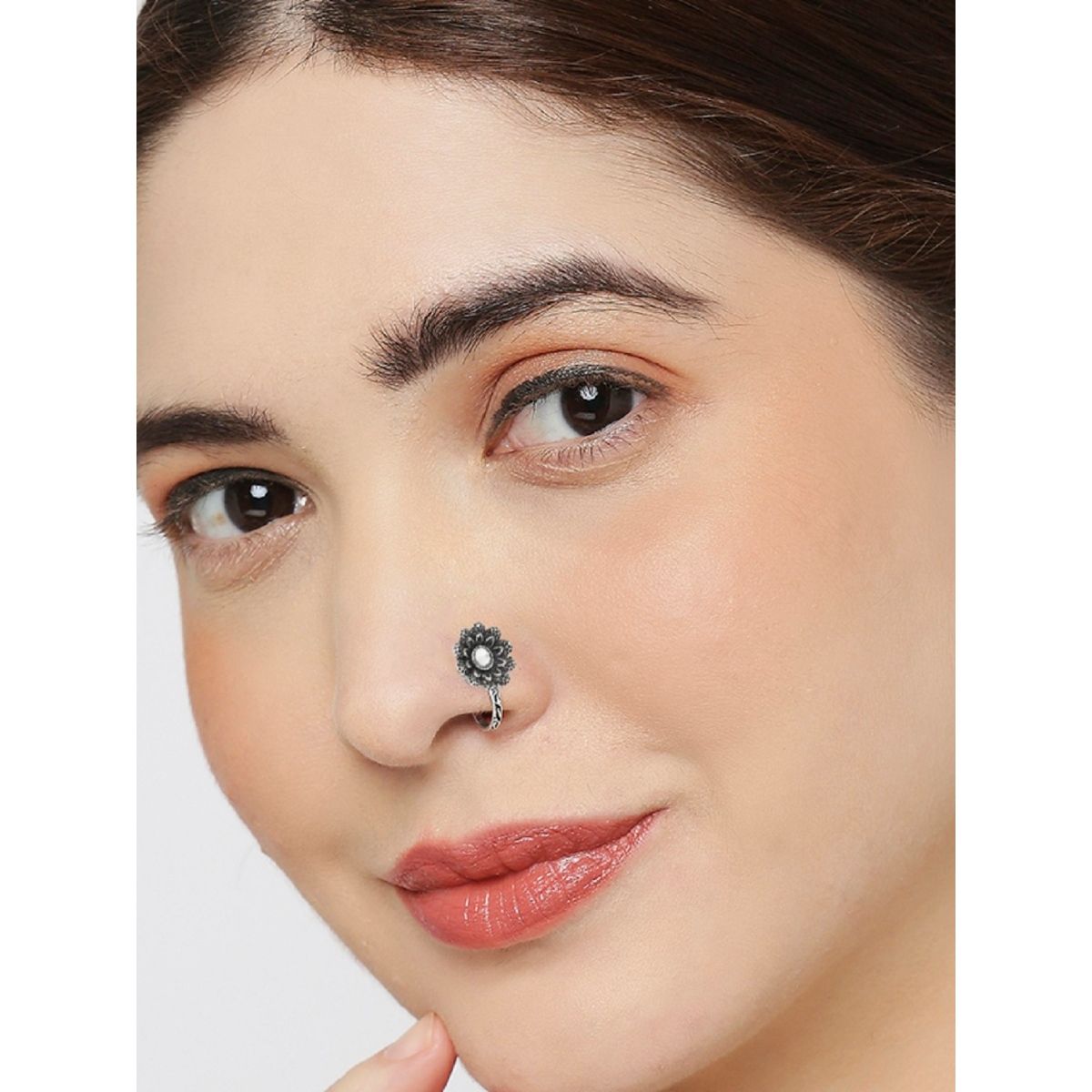 Abhooshan Designer Nose Ring in 92.5 Silver for Women and Girls Piercing  Body Jewellery - EASYCART